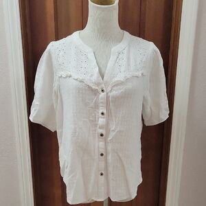 Knox Rose White Eyelet Button-Up Blouse